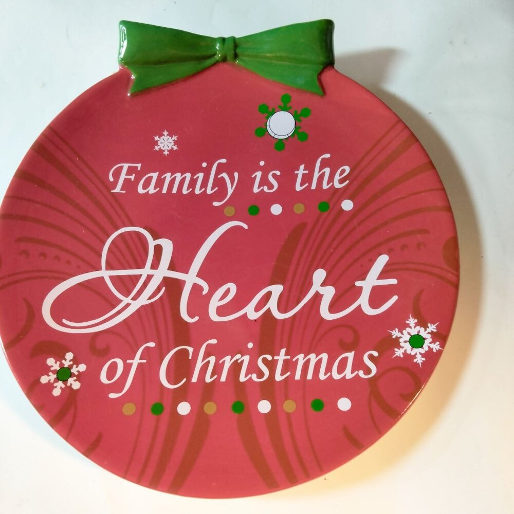 Giftcraft Holiday Ornament Plate Family Is The Heart Of Christmas
